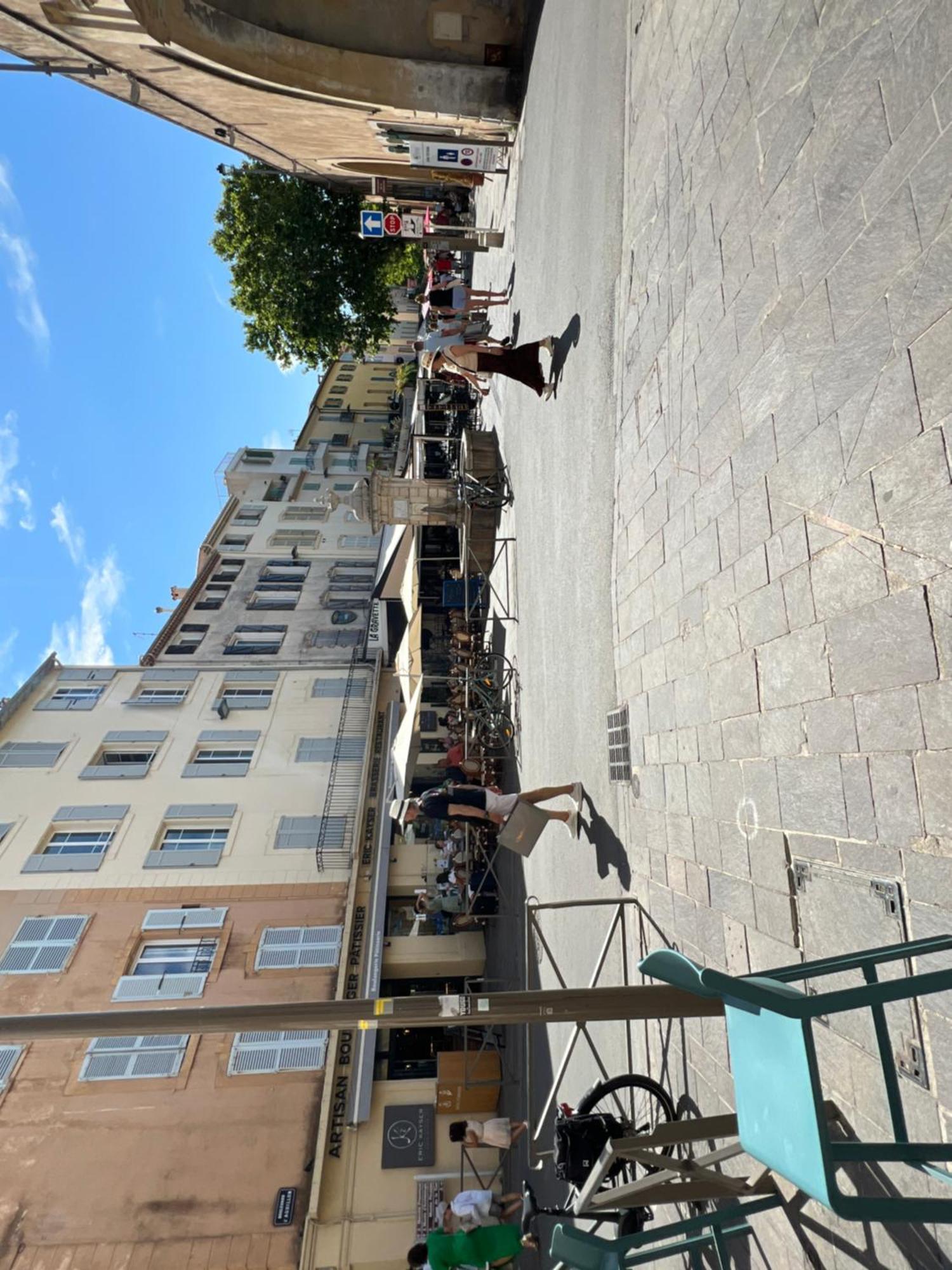 Location อองทีบส์ ภายนอก รูปภาพ